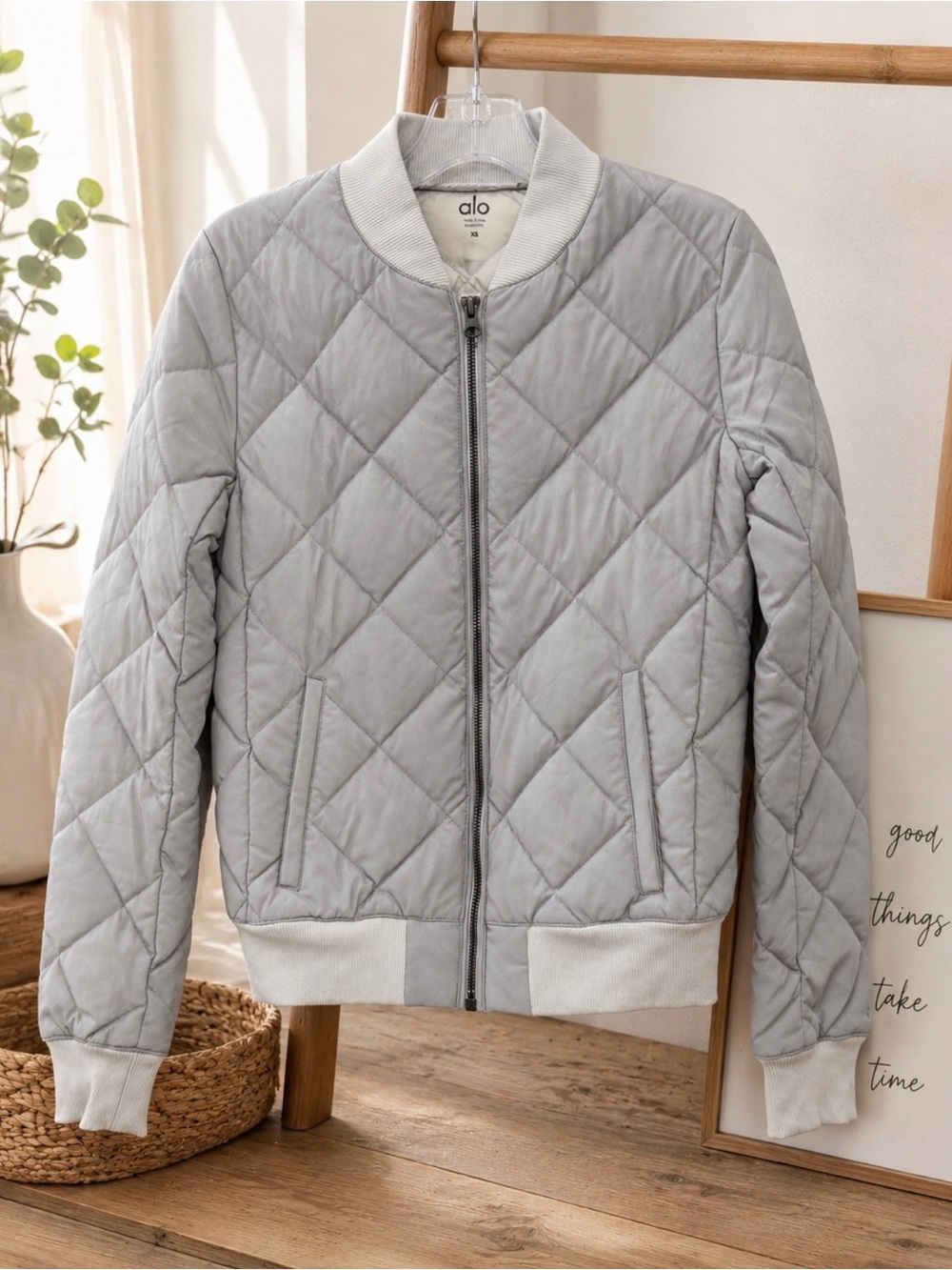 ALO Yoga Light Gray Quilted Bomber Jacket size XS